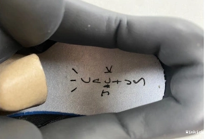 Retro Scott 4 Jordan Brown AJ4-882335 Air x Travis 1105